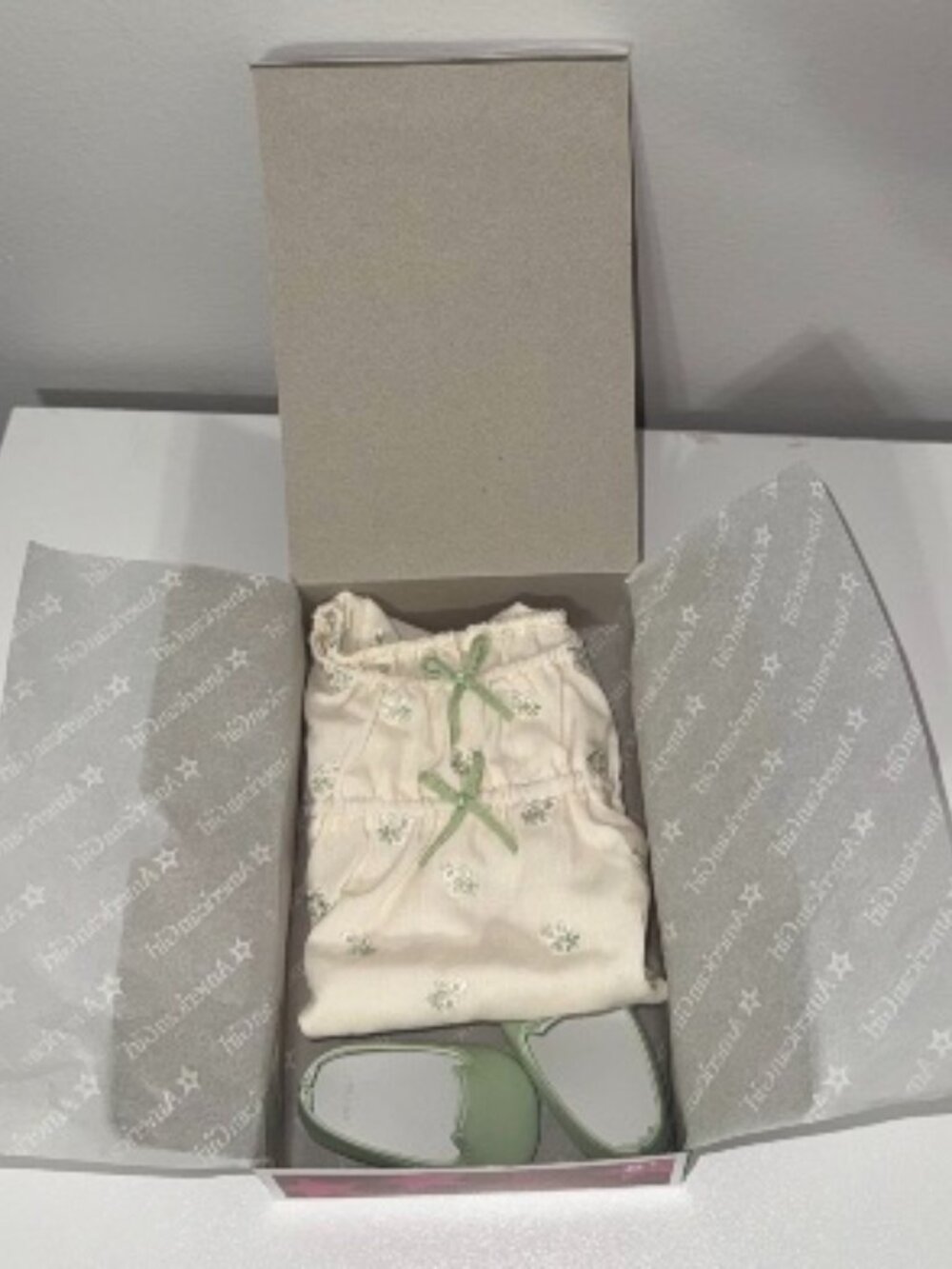 American Girl Marie-Grace's Nightgown NIB - Picture 2 of 2